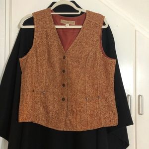 Snap front poly and rayon vest!